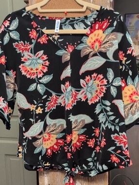 Tie-Hem Floral Blouse in Black with Multicolor Blooms